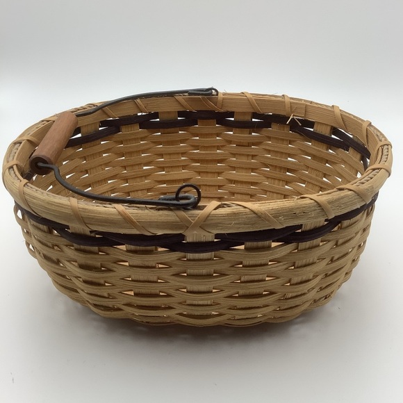 Vintage Nancy Burford Appalachia Basket with Metal Handle - Picture 5 of 9